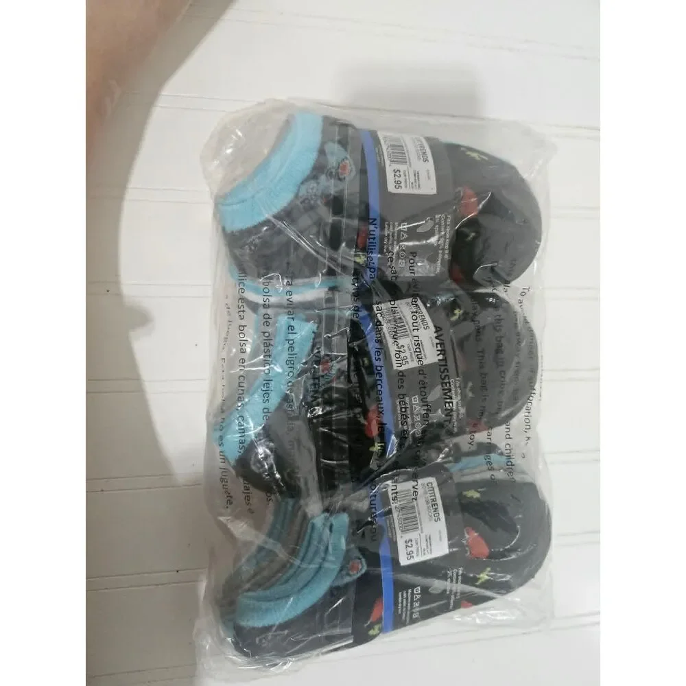 NWT Boys Low Cut Athletic Socks 12 Pair Size 6-8 Black White Blue